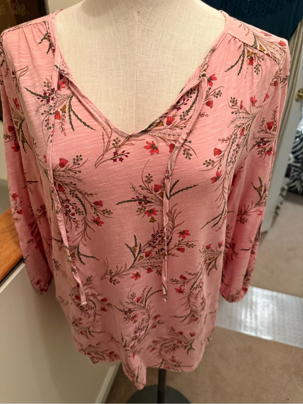 St. John's Bay Pink Floral V-Neck Tie-Front Tunic